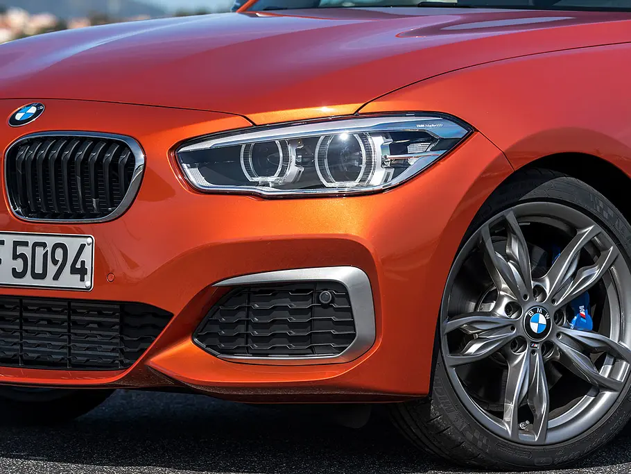 BMW M140i (2016) BMW M140i (2016)