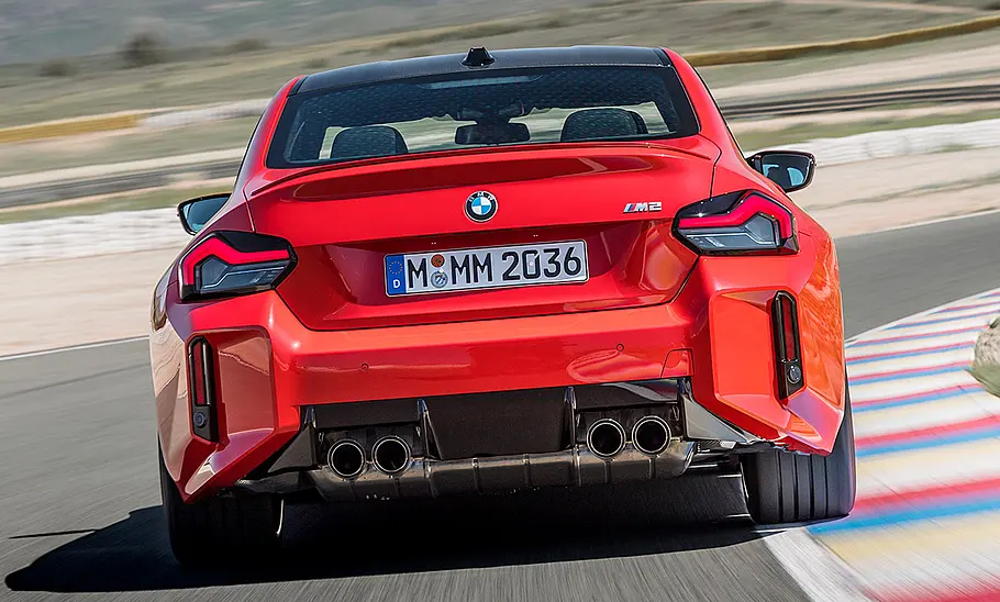 BMW M2 (2023) BMW M2 (2023)