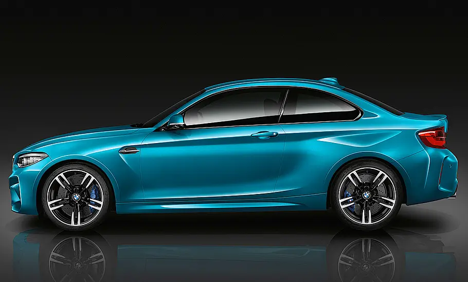 BMW M2 Facelift (2017) BMW M2 Competition (2018)