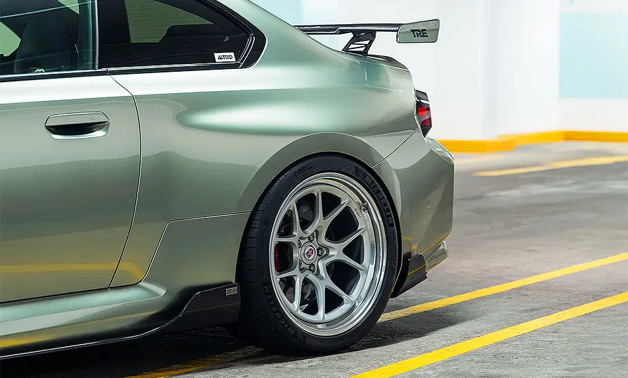 BMW M2 TR87 von Autoid BMW M2 TR87 von Autoid; Außenansicht; Coupé; stehend; Heckansicht; Detail; Räder; Felge