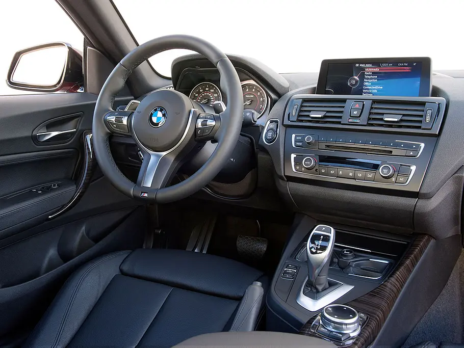 BMW M240i (2016)