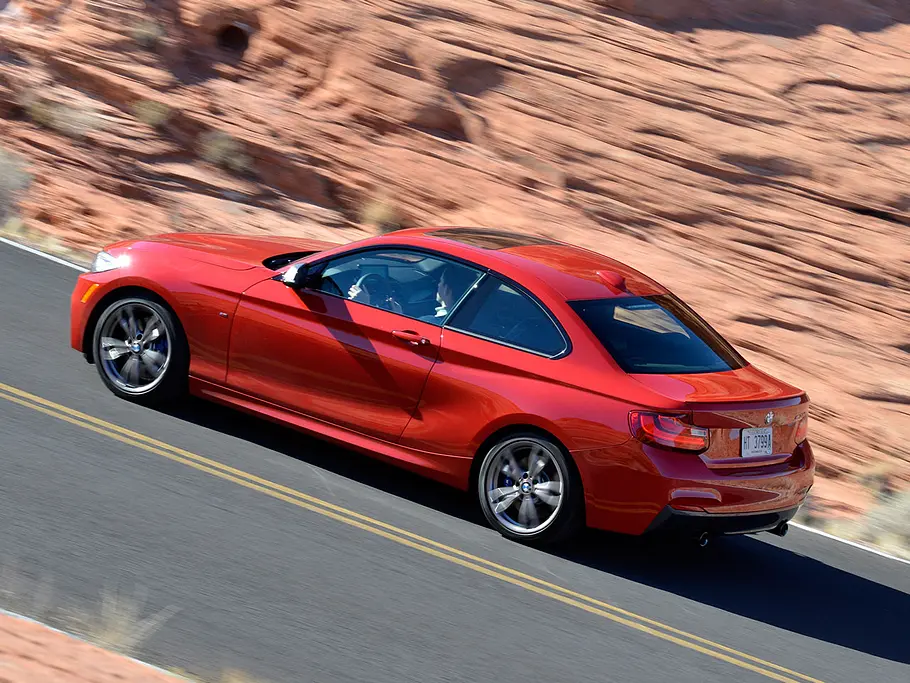 BMW M240i (2016)
