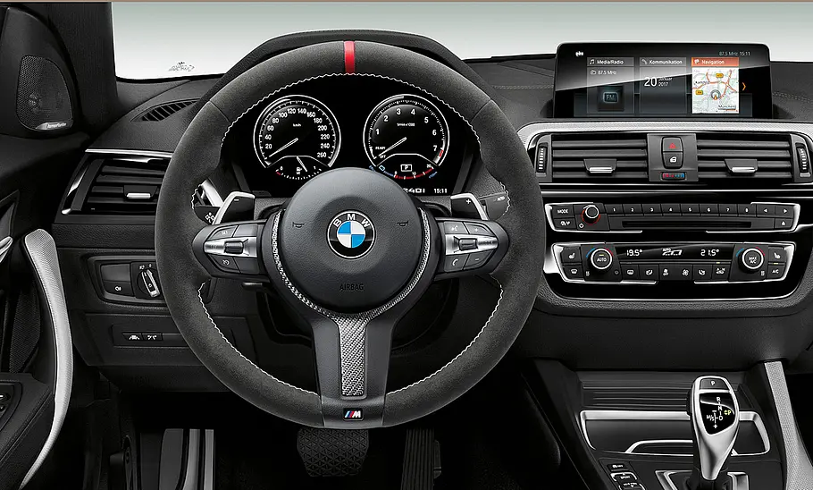 BMW M240i M Performance Edition (2017) BMW M240i M Performance Edition (2017)