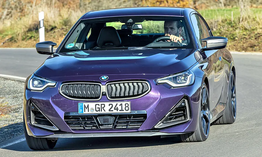 BMW M240i xDrive BMW M240i xDrive