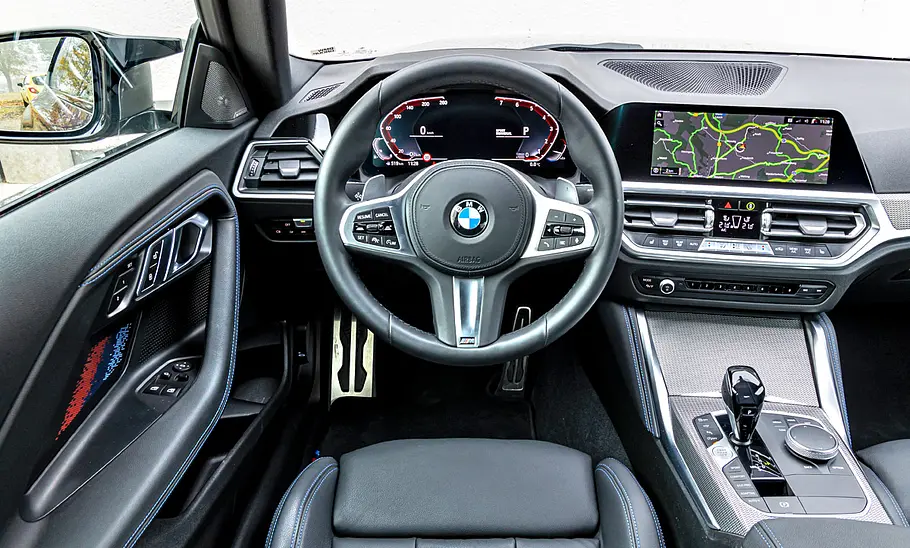 BMW M240i xDrive BMW M240i xDrive