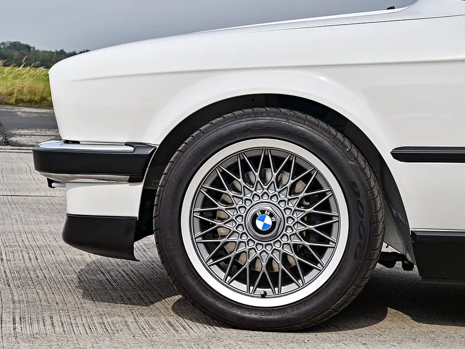 BMW E30 M3 Pick-up BMW E30 M3 Pick-up