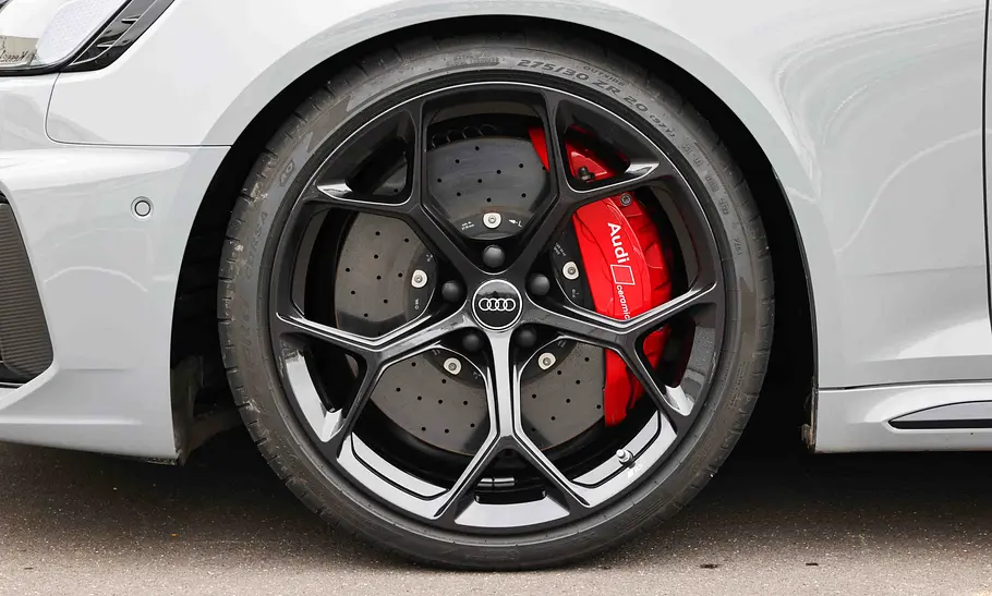 Audi RS 4 Avant