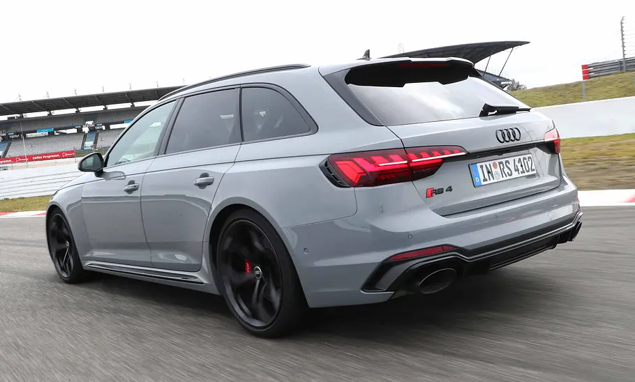 Audi RS 4 Avant