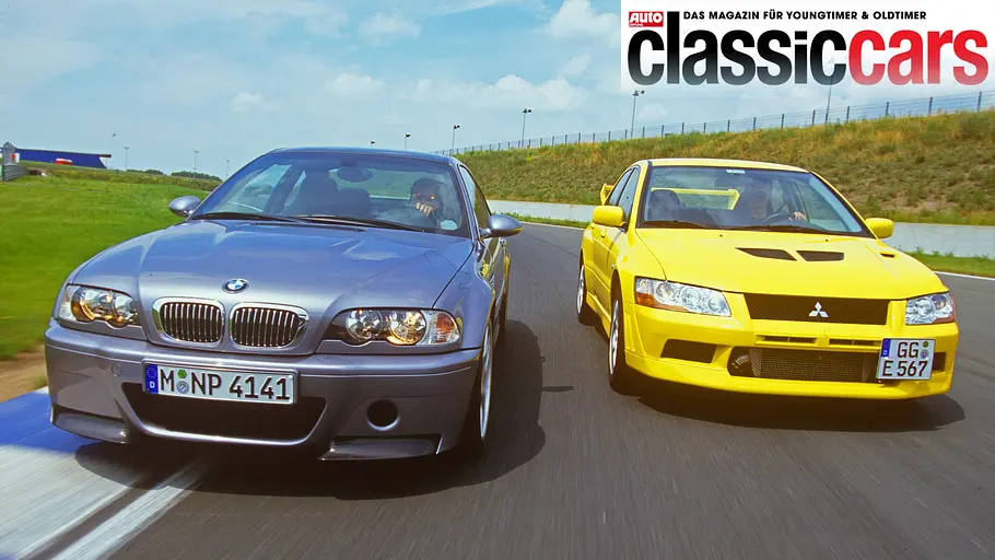 BMW M3 CSL und Mitsubishi Lancer Evo VII fahrend von vorne.