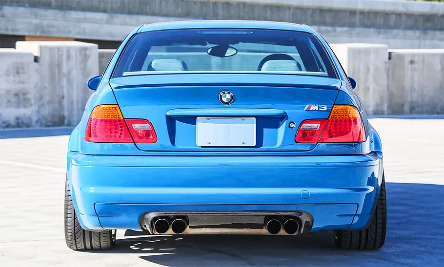 BMW M3 E46 Blick von hinten auf den BMW M3 E46.