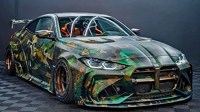 Der BMW M4 von Brixtonforged stehend von schräg vorne. - Foto: Brixtonforged