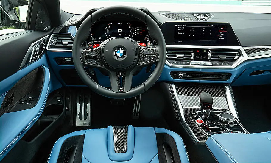 BMW M4 (2021) BMW M4 (2021)