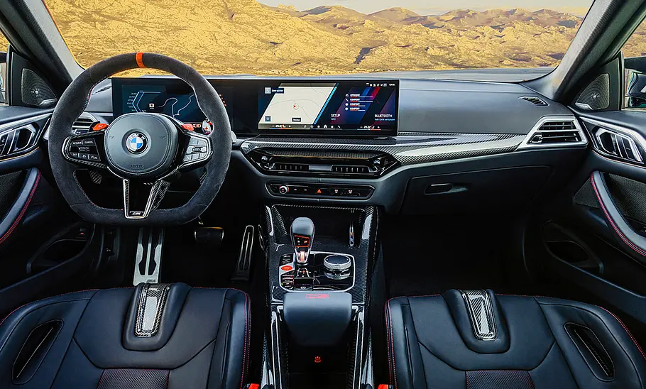 Das Cockpit des BMW M4 CS Facelift (2024).