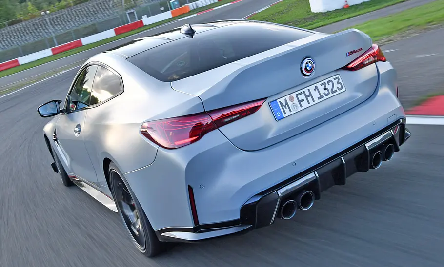 BMW M4 CSL