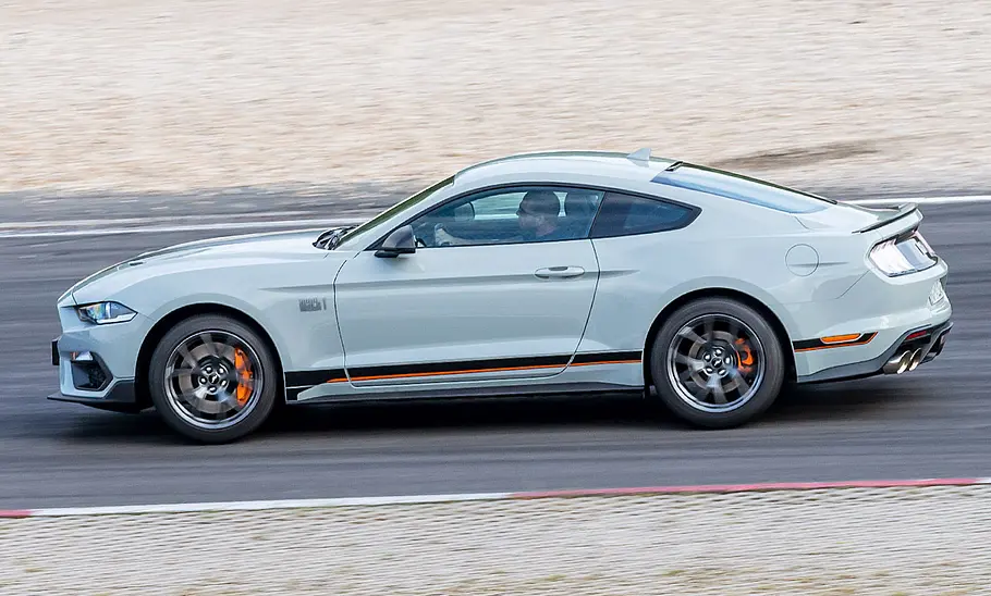 Ford Mustang Mach 1