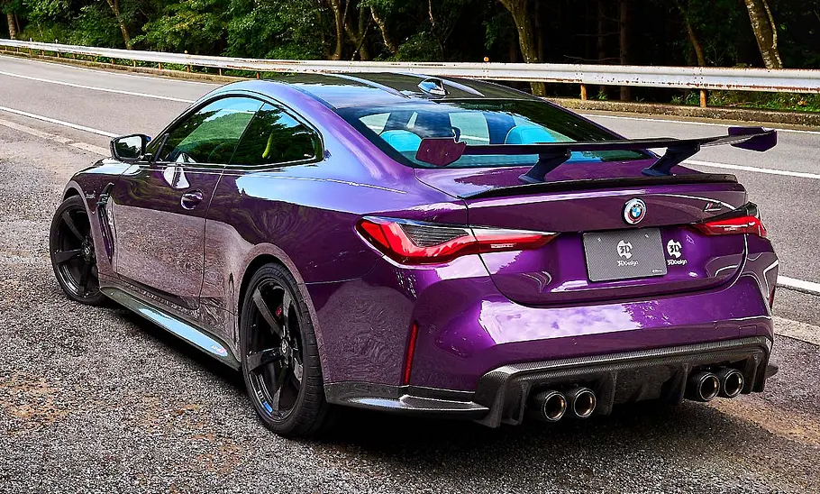 BMW M4 (G82) von 3D Design; stehend, Außenansicht; getunter Sportwagen; Heckansicht