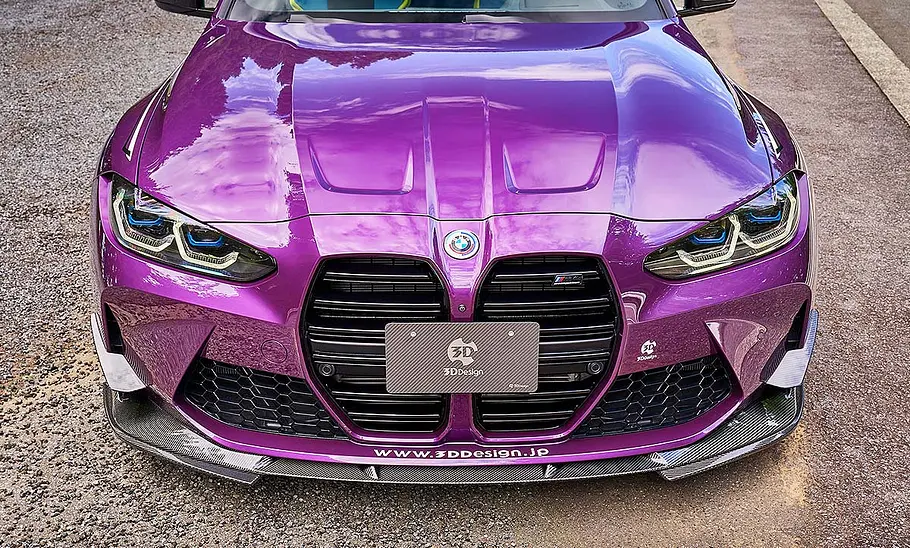 BMW M4 (G82) von 3D Design; stehend, Außenansicht; getunter Sportwagen; Frontansicht; Detailansicht