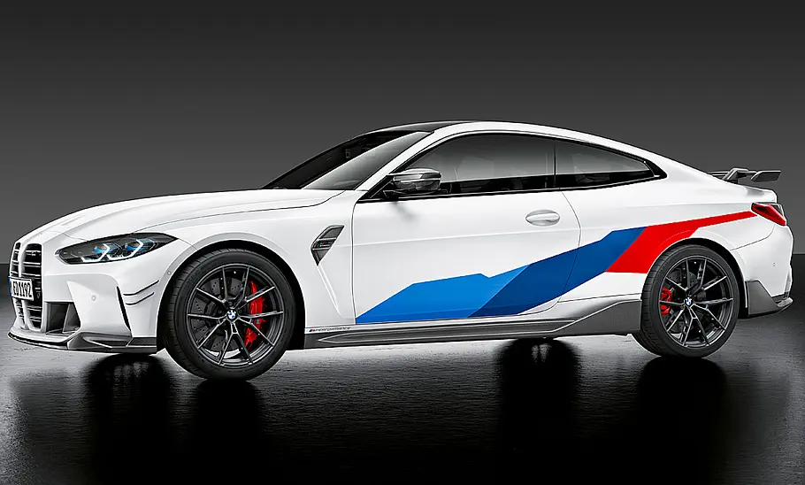 BMW M4 (2021) mit M Performance Parts BMW M4 (2021) mit M Performance Parts
