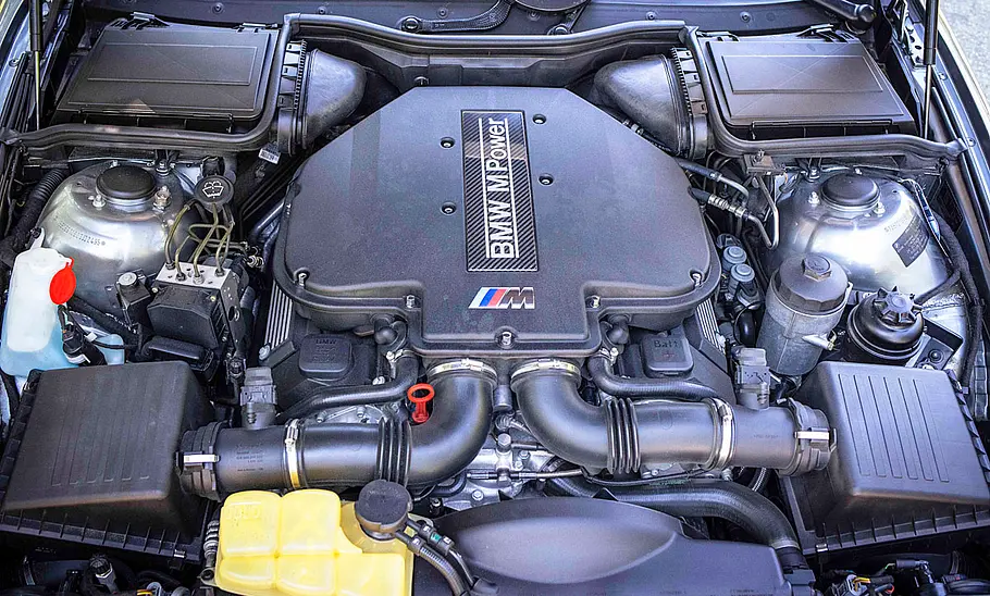 BMW M5 (E39)