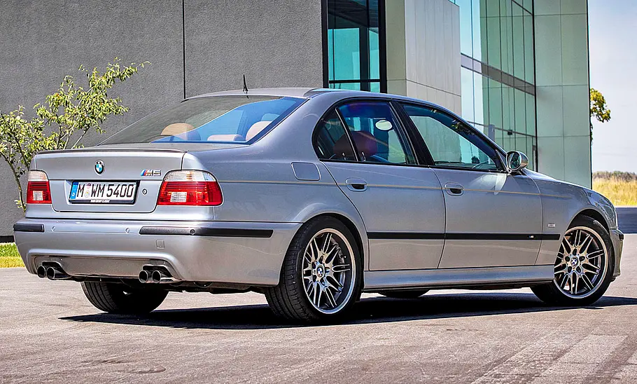 BMW M5 (E39)