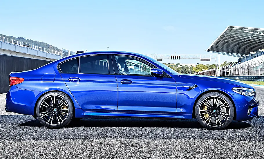 BMW M5 (2018)
