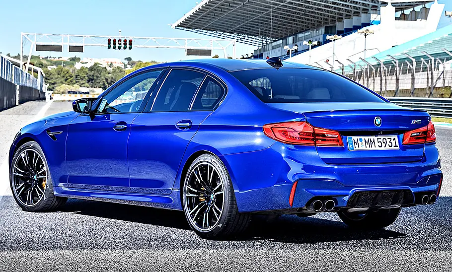 BMW M5 (2018)