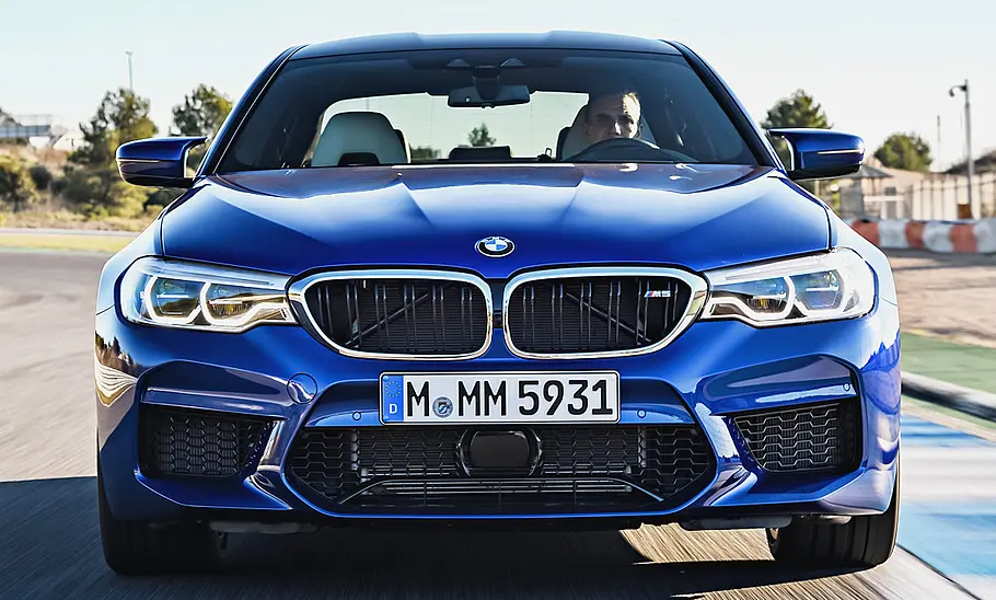BMW M5 (2018)