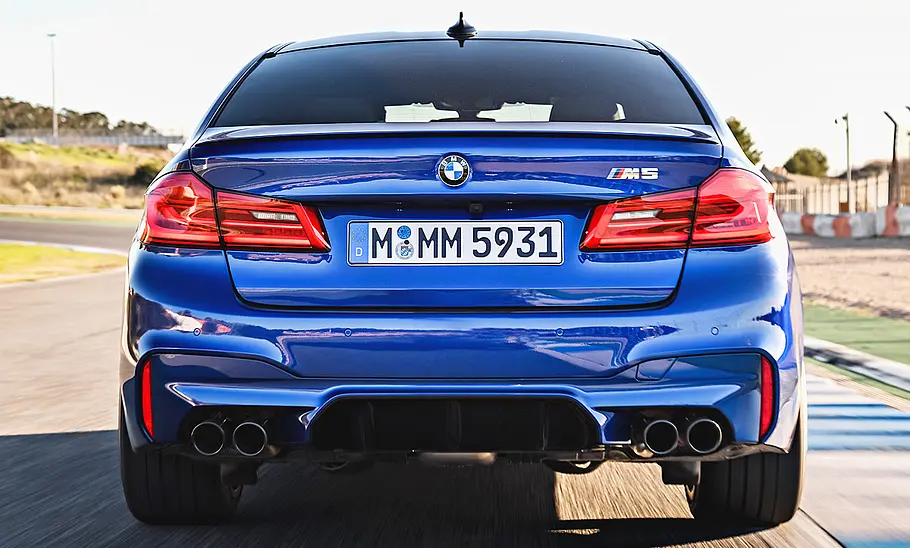 BMW M5 (2018)