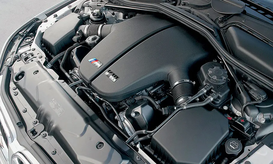 BMW M5: Classic Cars