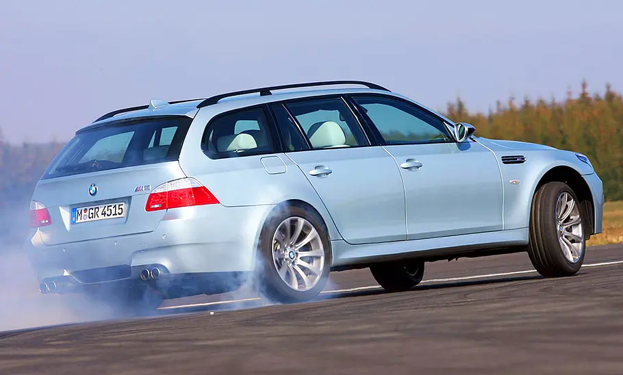 BMW M5: Classic Cars
