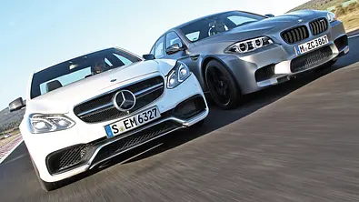 BMW M5 30 Jahre M5 Mercedes E 63 AMG S 4Matic Sport Limousinen Oberklasse Markenvergleich Test