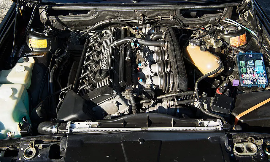 Der Motor des BMW M5 (E28)