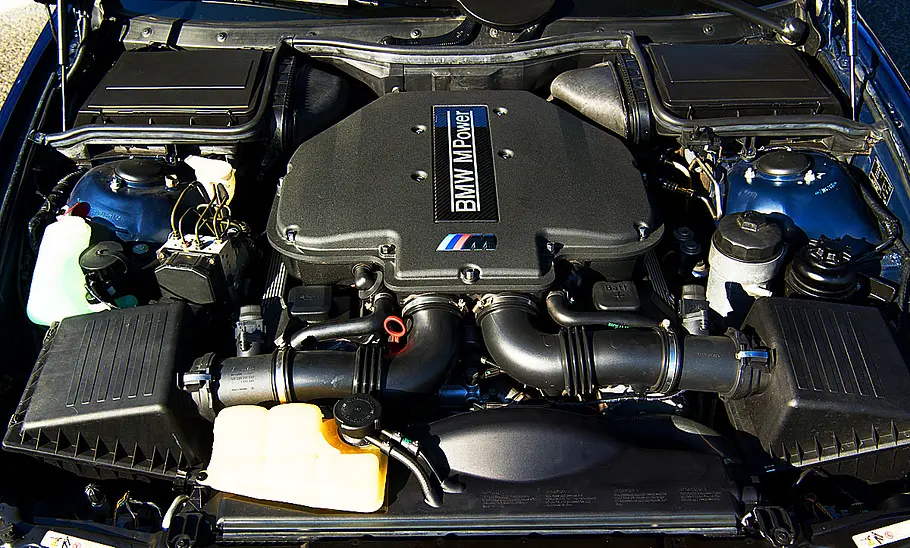 Der Motor des BMW M5 (E39)