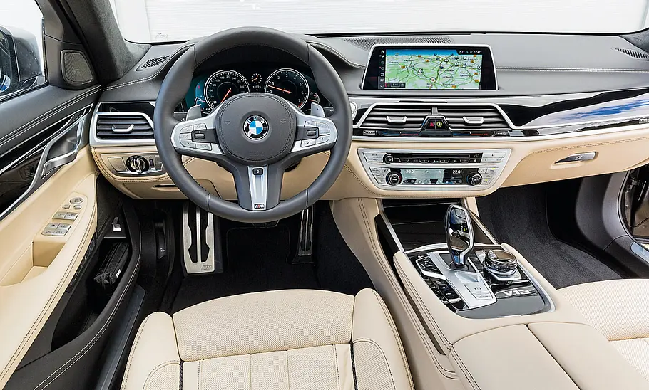 BMW M760Li xDrive