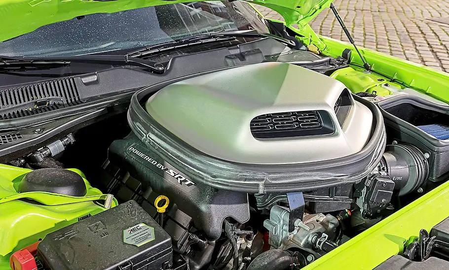 Dodge Challenger R/T; V8, Motor