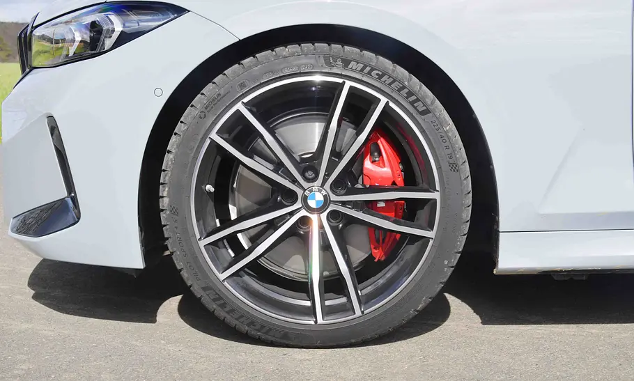 BMW 330d