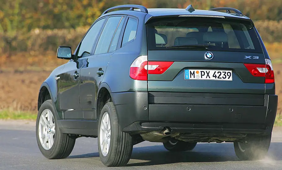 BMW X3 (E83) BMW X3 (E83) Heck