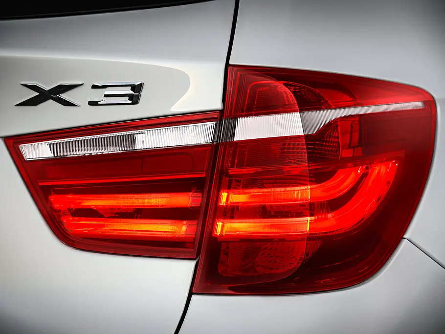 BMW X3 2014 BMW X3 2014 Facelift Kompakt SUV xDrive20d F25 LCI sDrive18d