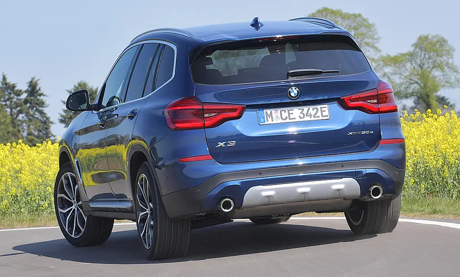 BMW X3 xDrive30e