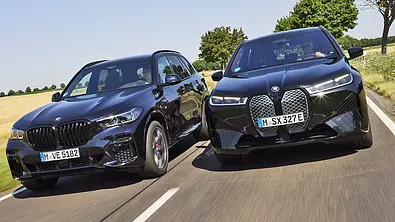 BMW X5 M/BMW iX - Foto: Daniela Loof