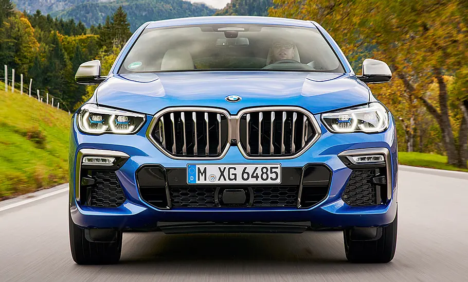 BMW X6 M50i