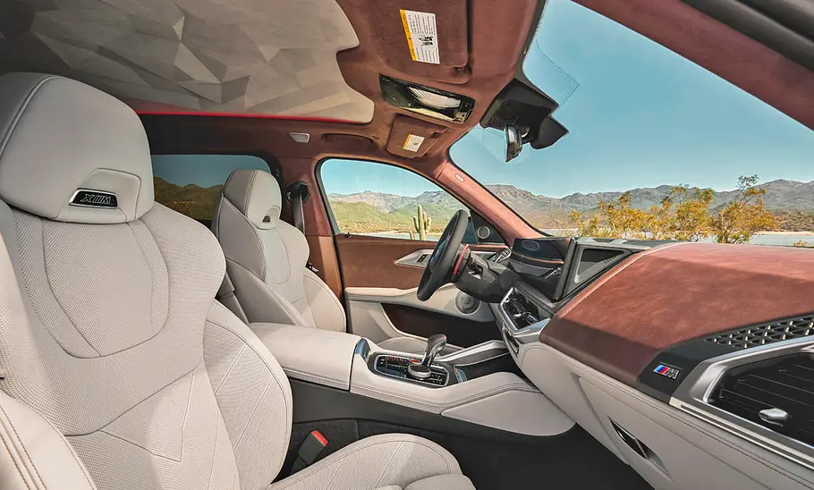 BMW XM (2023)