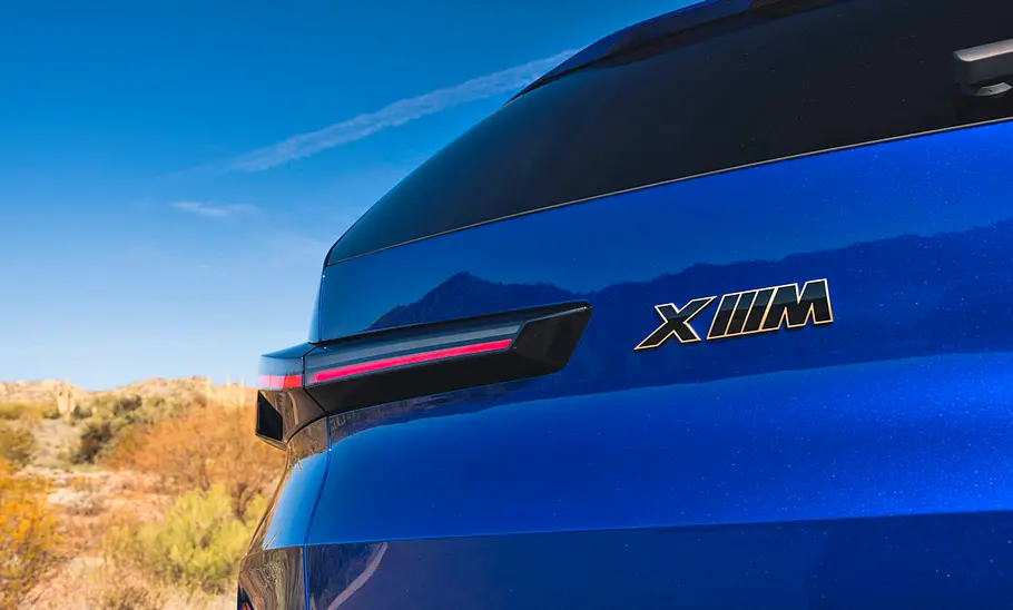 BMW XM (2023)