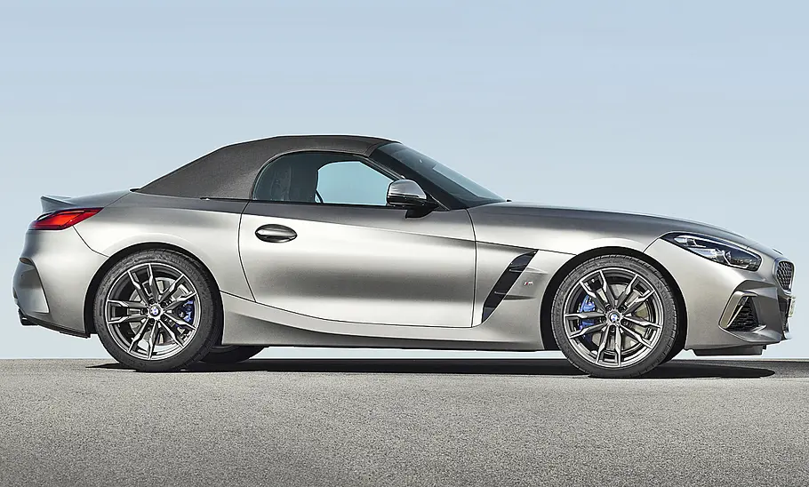 BMW Z4 M40i (2019) BMW Z4 M40i (2019)