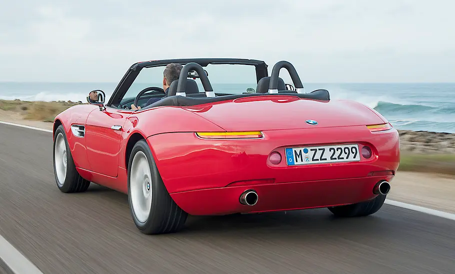 BMW Z8 Heckansicht fahrend