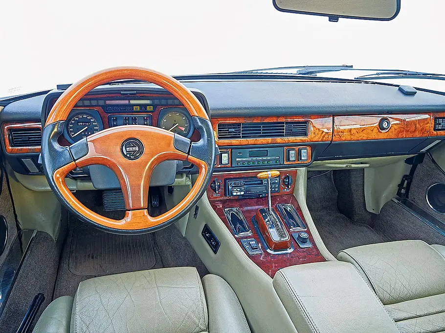 Jaguar XJ-S V12