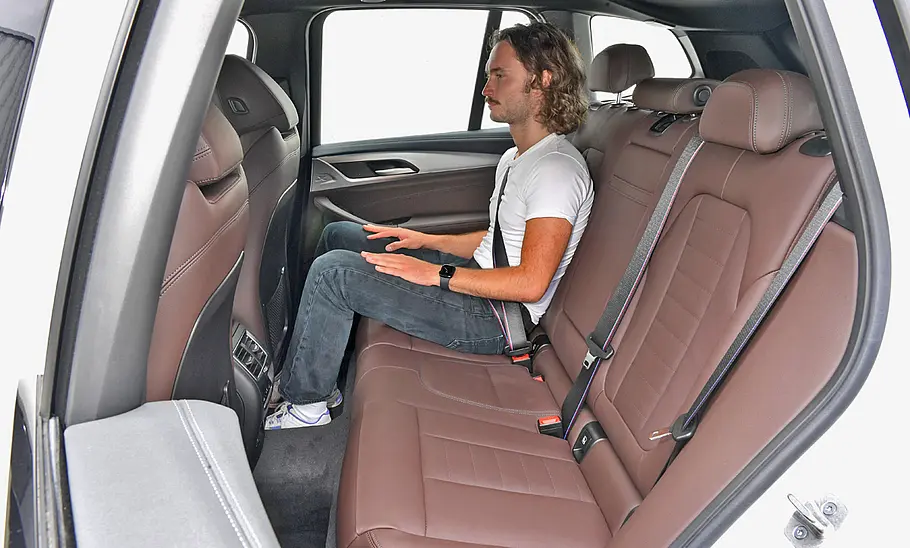 BMW iX3