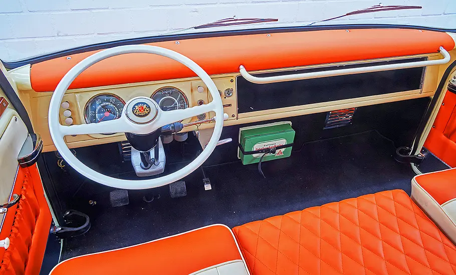 Das Cockpit des Borgward BO 611.