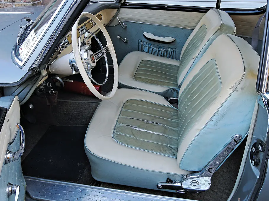 Borgward Isabella Coupe Vergleich Bilder technische Daten Sitze