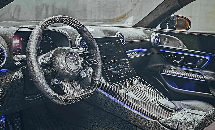 Das Cockpit des Brabus Rocket GTS